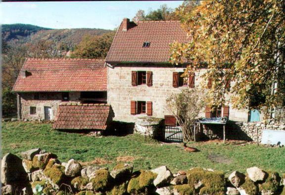 B&B Petite Ferme D'Autrefois Saint-Georges-Nigremont Luaran gambar